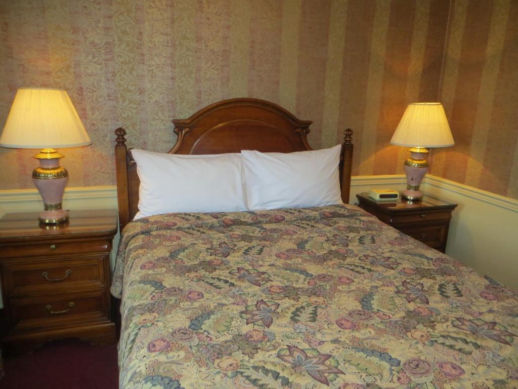 Athabasca Hotel Jasper Szoba fotó